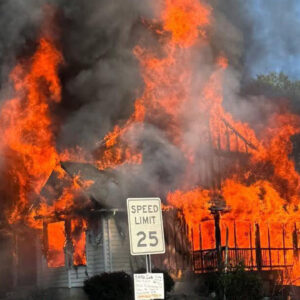 abdde korkunc yanginda 4u cocuk 6 kisi can verdi KYO99nwB