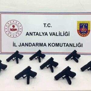 antalyada ruhsatsiz silah operasyonu jAV41Kyw