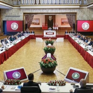 tbmmdeki komisyonda iyi parti icin ayrilan kontenjan uc parti arasinda paylastirilacak OgWITuxx