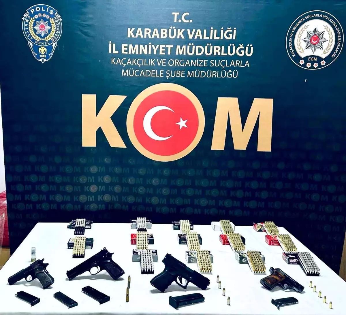 karabukte ruhsatsiz silah operasyonu iki supheli yakalandi inkX85Ke.jpg