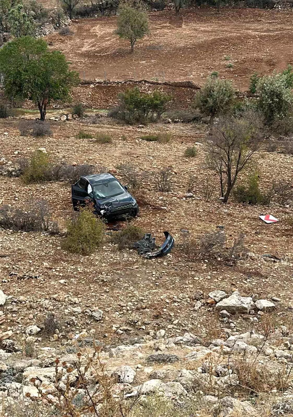 mardinde otomobil kaza yapti 2 yarali i17wwnTK.jpg