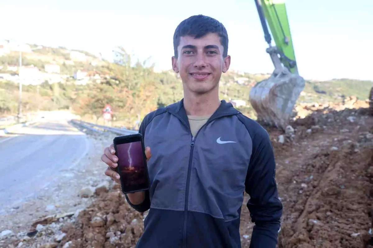 yildirim panik neden oldu BqgMbv1V.jpg