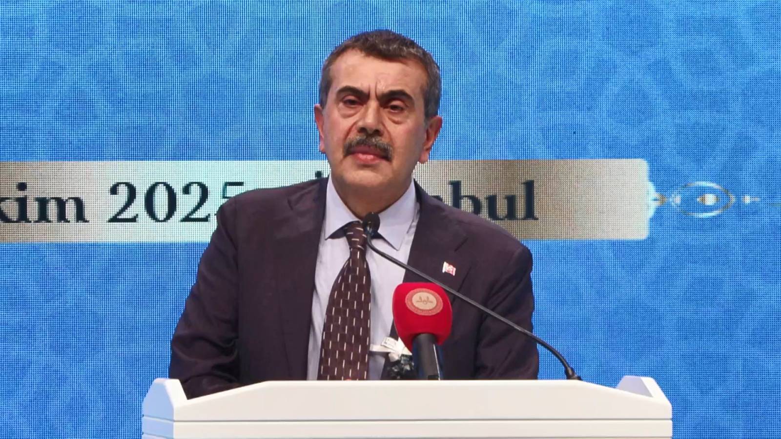 yusuf tekin imam hatip okullarini dunya capinda bir model haline getirmek istiyoruz JScpkhCF.jpg