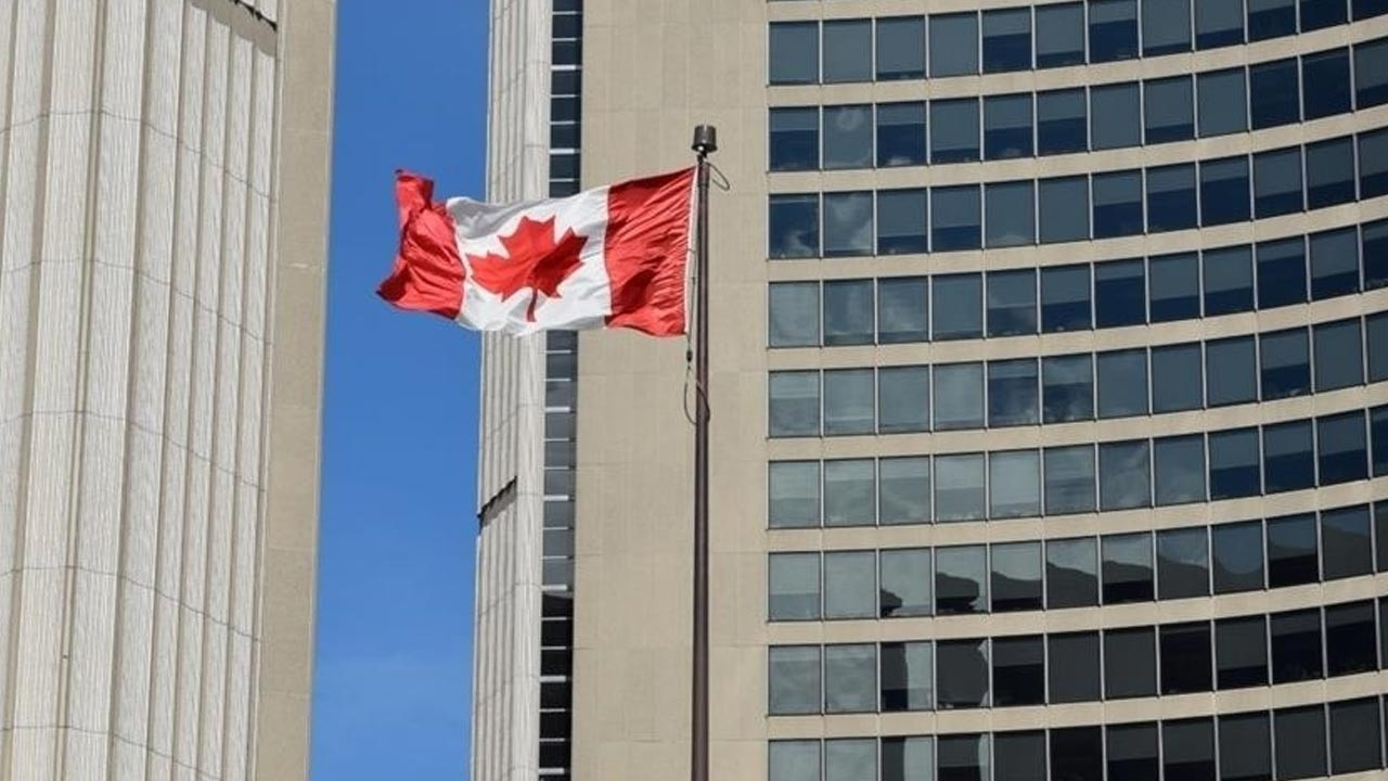 kanadadan abd tarifelerine karsi 141 milyar dolarlik butce plani 7qbCjnPe.jpg