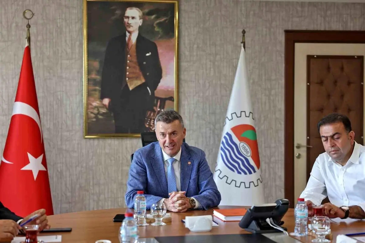 mersin adana ve antalyadan hal yasasi icin isbirligi toplantisi OH9YkbIf.jpg