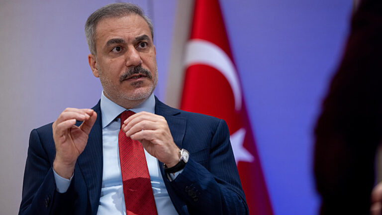 hakan-fidandan-diplomasi-trafigi-iranli-ve-pakistanli-mevkidaslari-ile-gorustu-lgGR7eeE