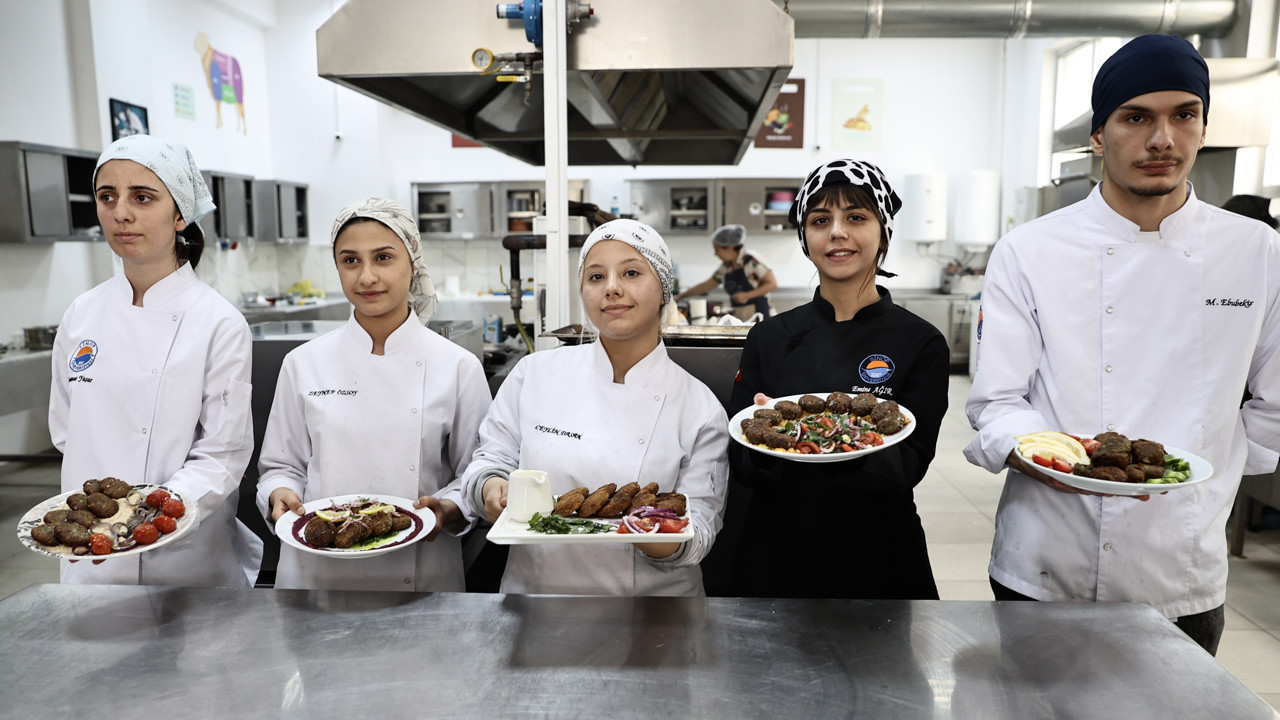 Hamsi Köftesi Yarışması’nda Final Heyecanı Yaşandı