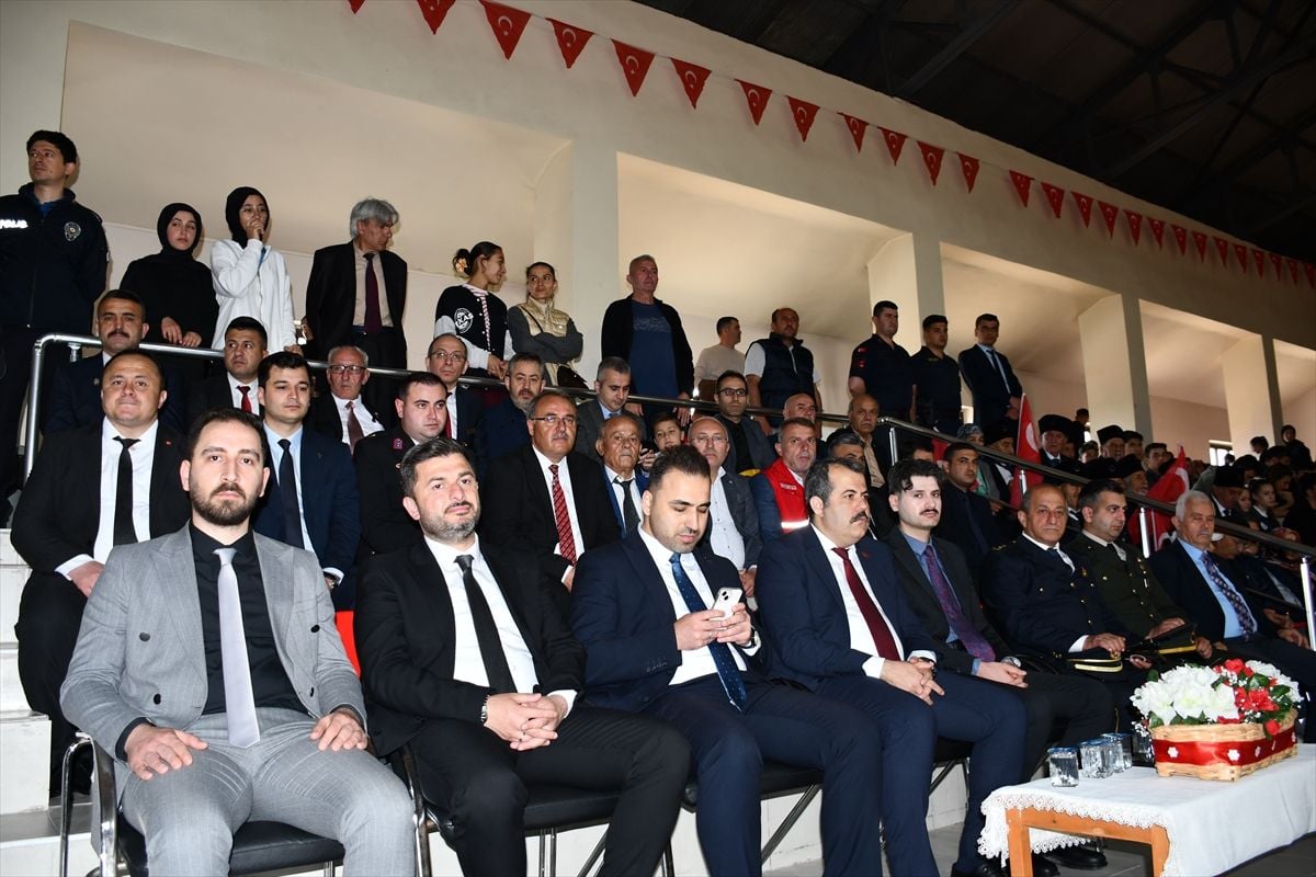 Vezirköprü, Terme ve Salıpazarı’nda 19 Mayıs Coşkuyla Kutlandı
